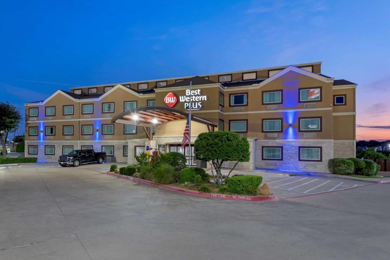 Best Western Plus Arlington North Exterior photo